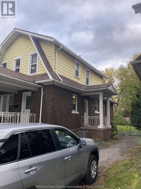 Property at 448 ROSEDALE image 2