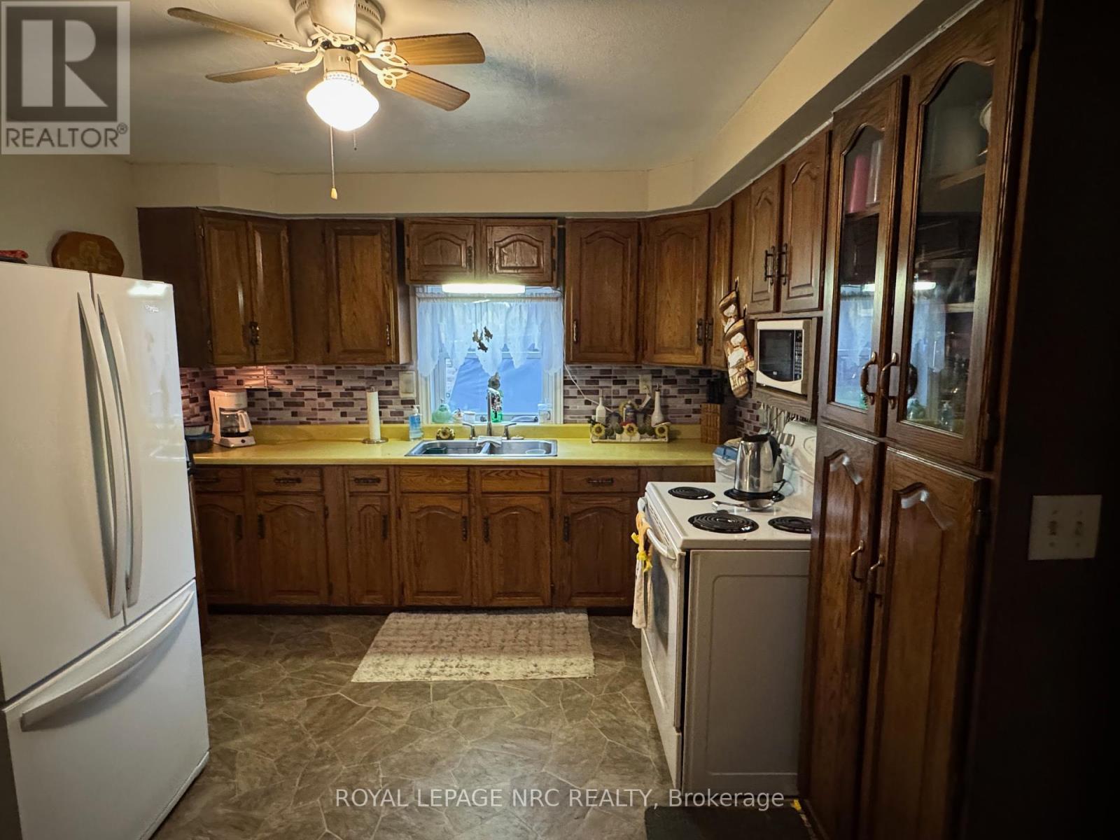 11716 Beck Road, Niagara Falls, Ontario  L0S 1K0 - Photo 14 - X12050952