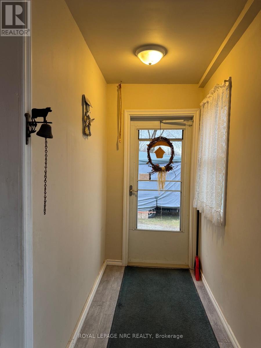 11716 Beck Road, Niagara Falls, Ontario  L0S 1K0 - Photo 9 - X12050952