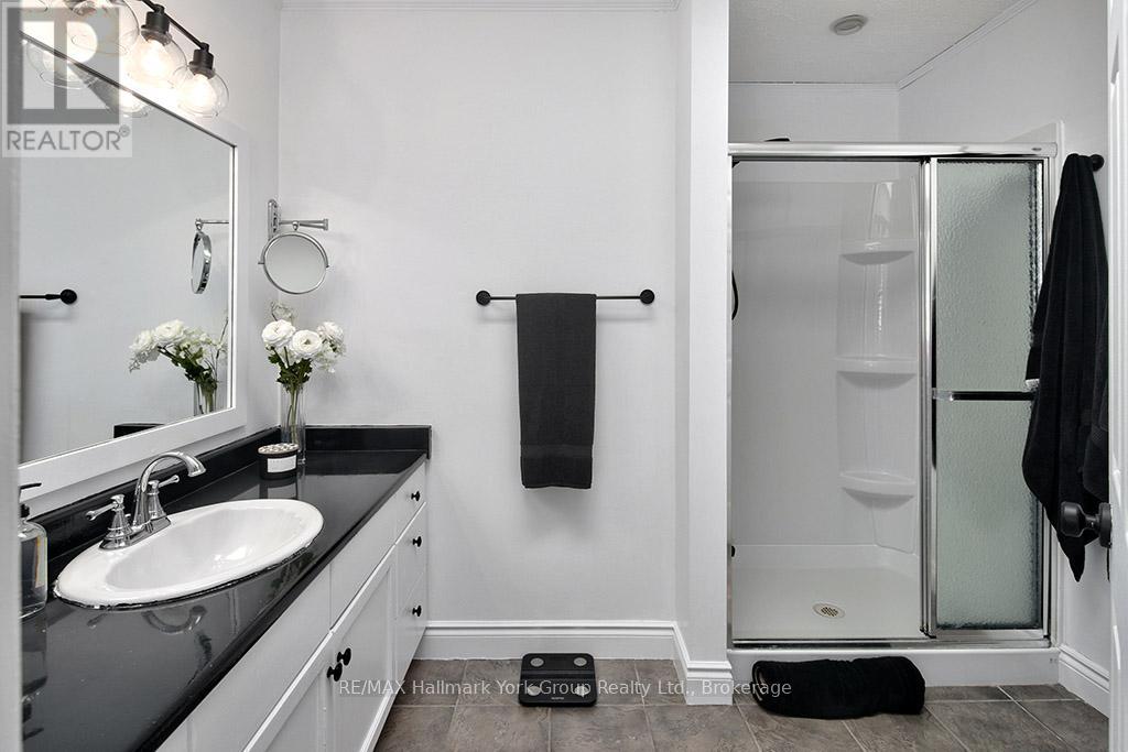 17 Mckean Boulevard, Clearview, Ontario  L0M 1P0 - Photo 29 - S12050957