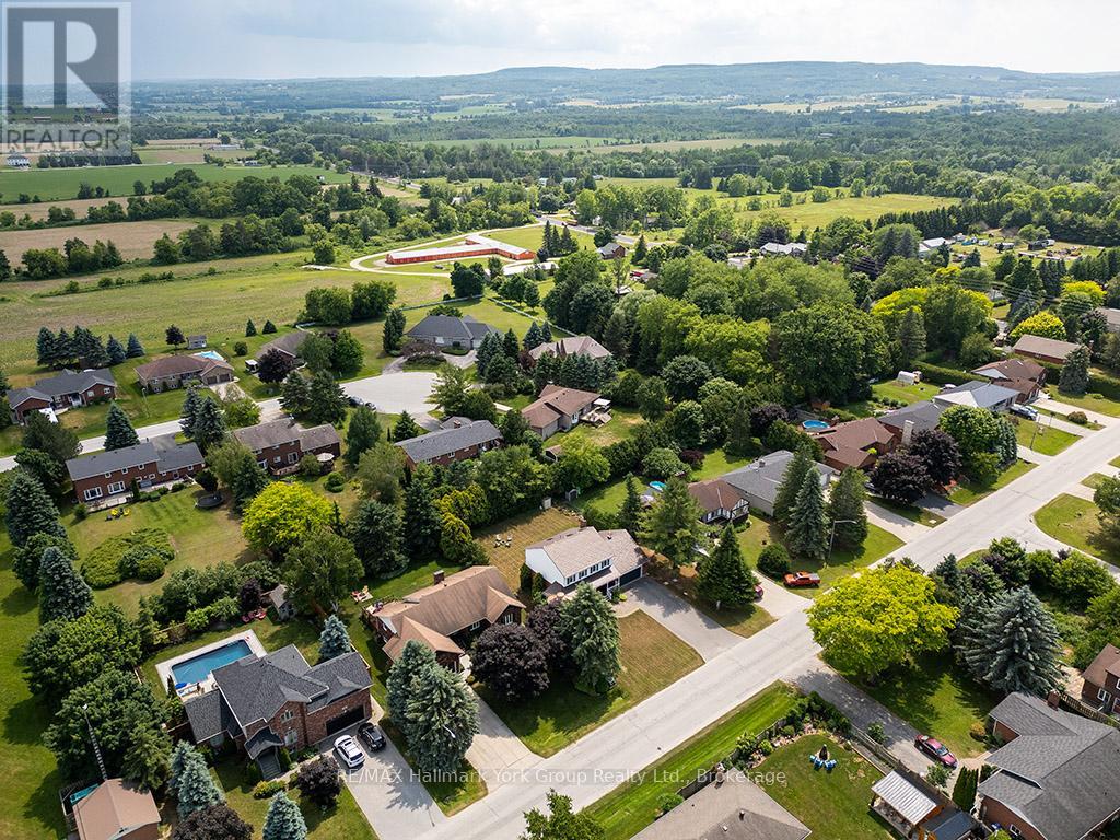 17 Mckean Boulevard, Clearview, Ontario  L0M 1P0 - Photo 6 - S12050957