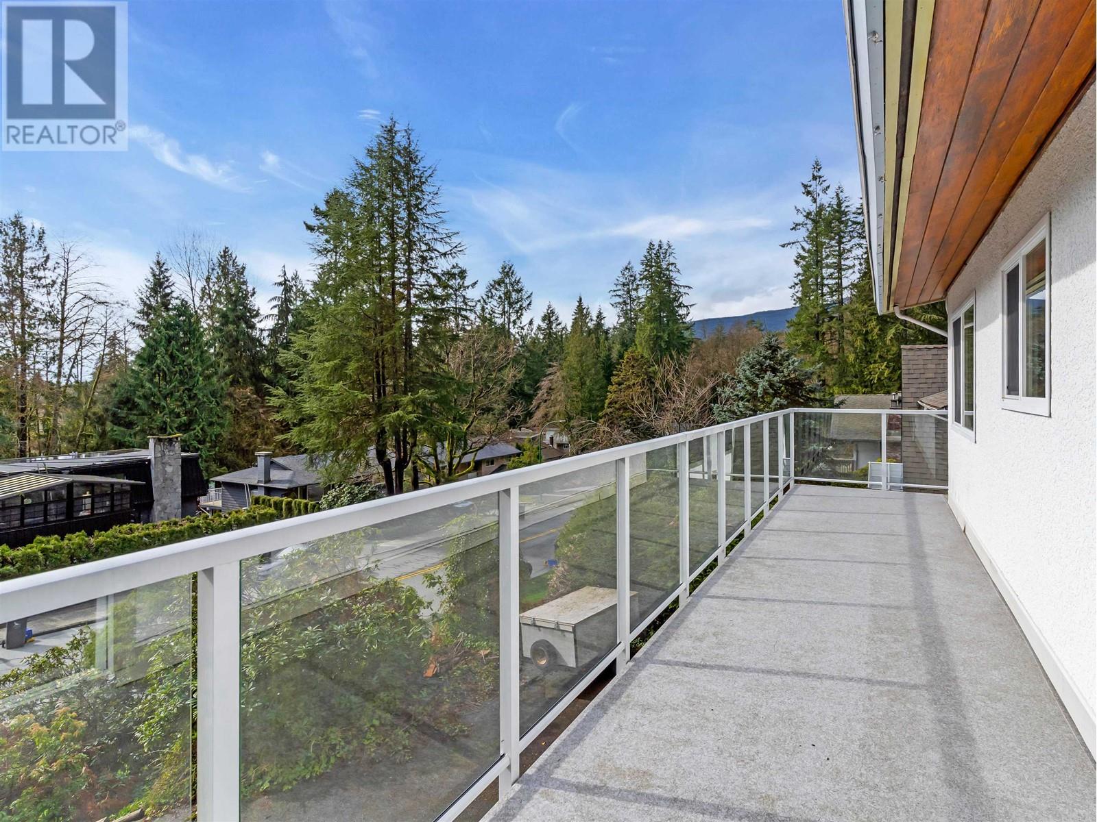 2422 Hyannis Drive, North Vancouver, British Columbia  V7H 2E6 - Photo 11 - R2983455