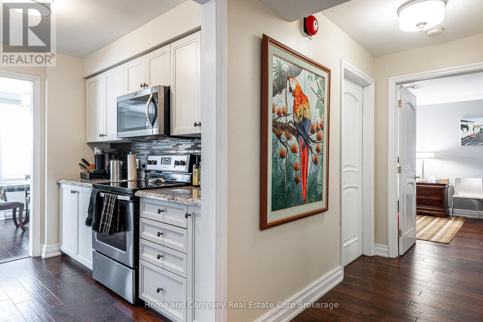 203 - 30 Front Street, Stratford, Ontario  N5A 7S3 - Photo 25 - X12050934