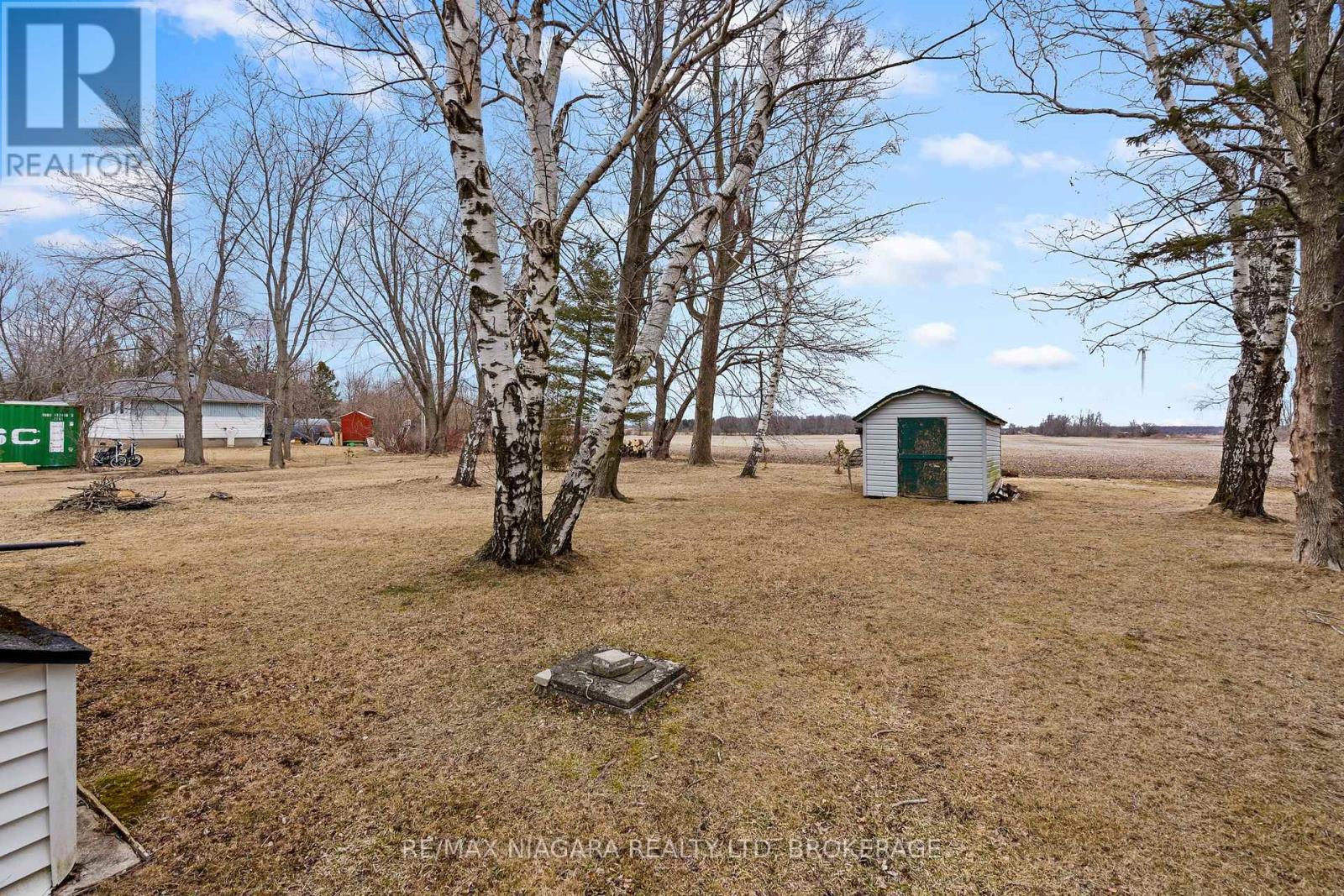 32 Erie Heights Line, Haldimand (Dunnville), Ontario  N0A 1K0 - Photo 25 - X12047863