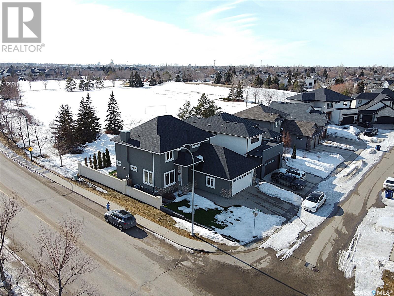 Property at 438 Horlick MANOR image 3