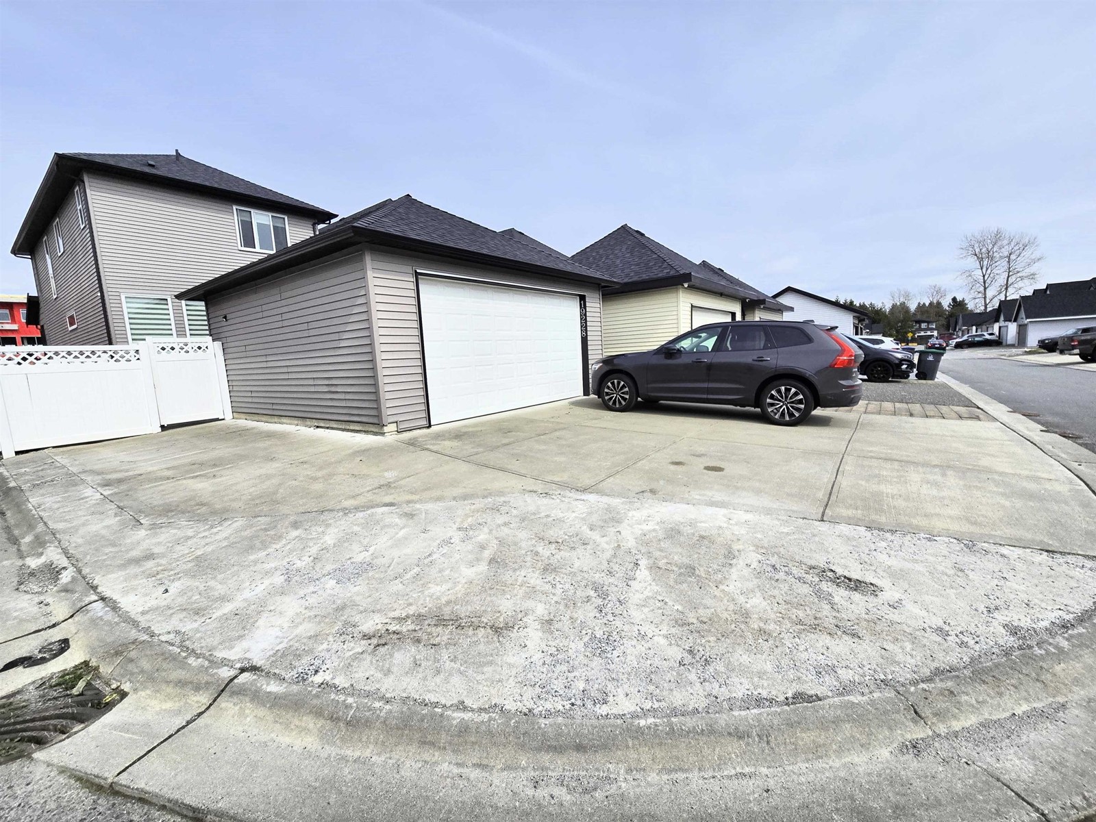 Property at 19228 ALOHA DRIVE image 2