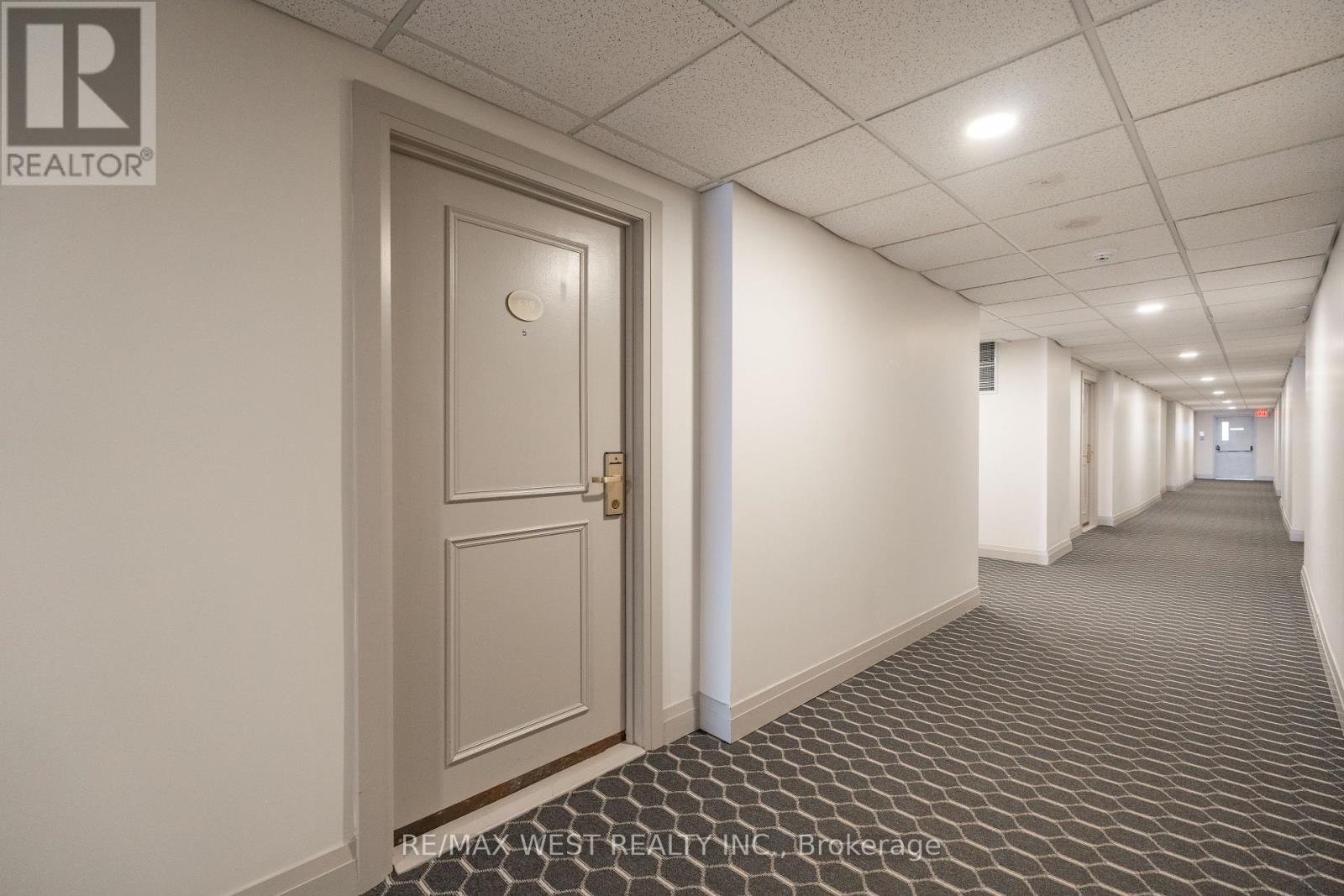 Property at 629 - 2737 KEELE STREET image 4