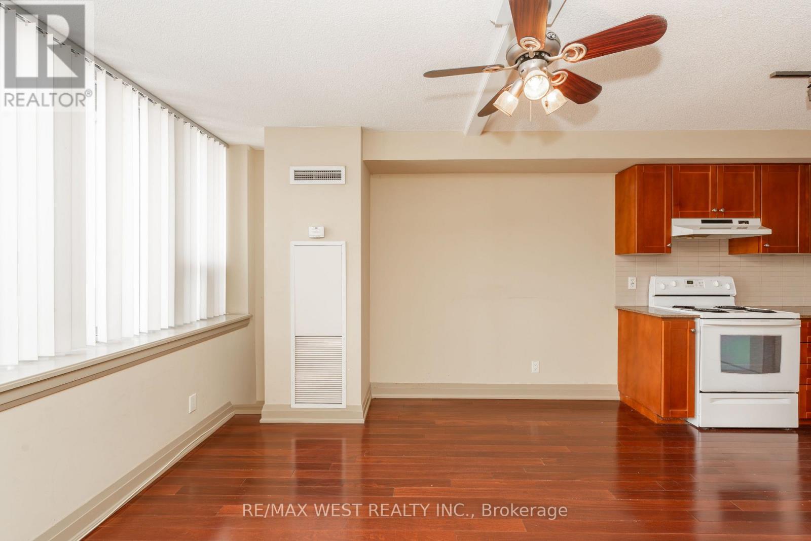 629 - 2737 Keele Street, Toronto, Ontario  M3M 2E9 - Photo 5 - W12025984
