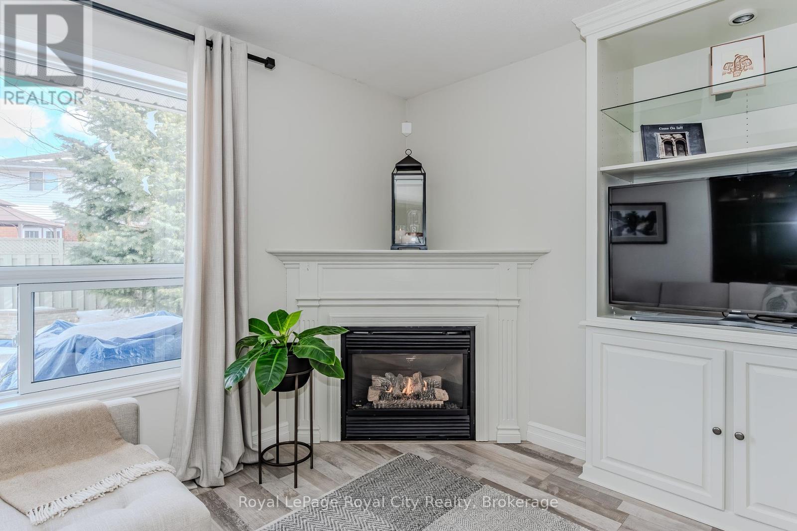 7 Hill Trail, Guelph, Ontario  N1E 7C8 - Photo 11 - X12051057