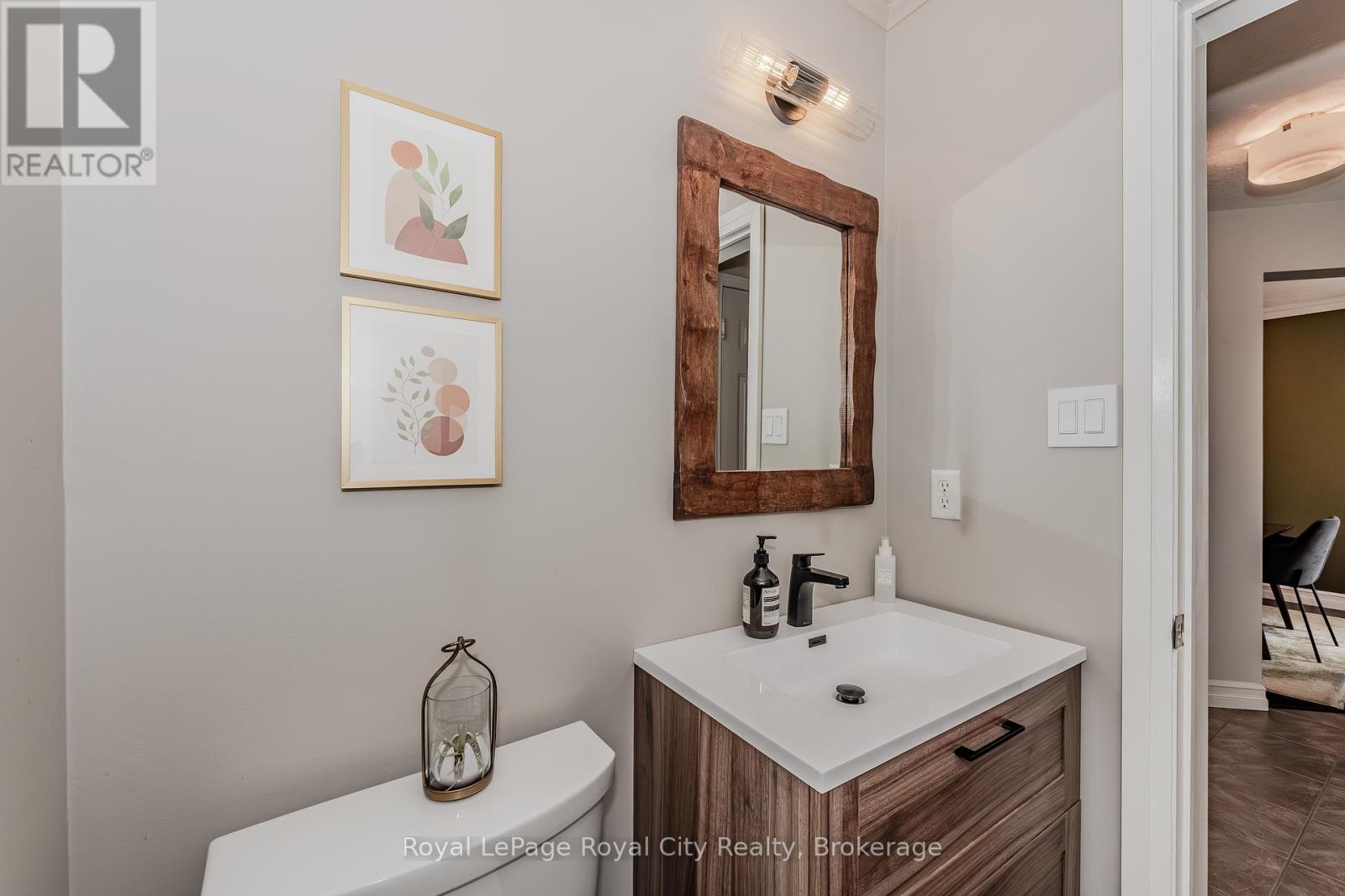 7 Hill Trail, Guelph, Ontario  N1E 7C8 - Photo 17 - X12051057