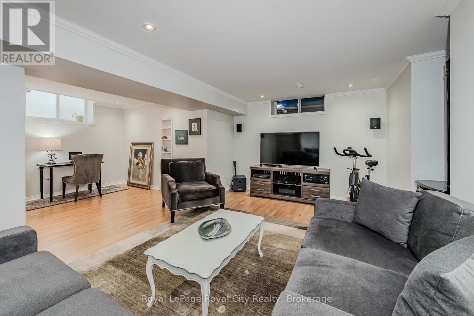 7 Hill Trail, Guelph, Ontario  N1E 7C8 - Photo 29 - X12051057