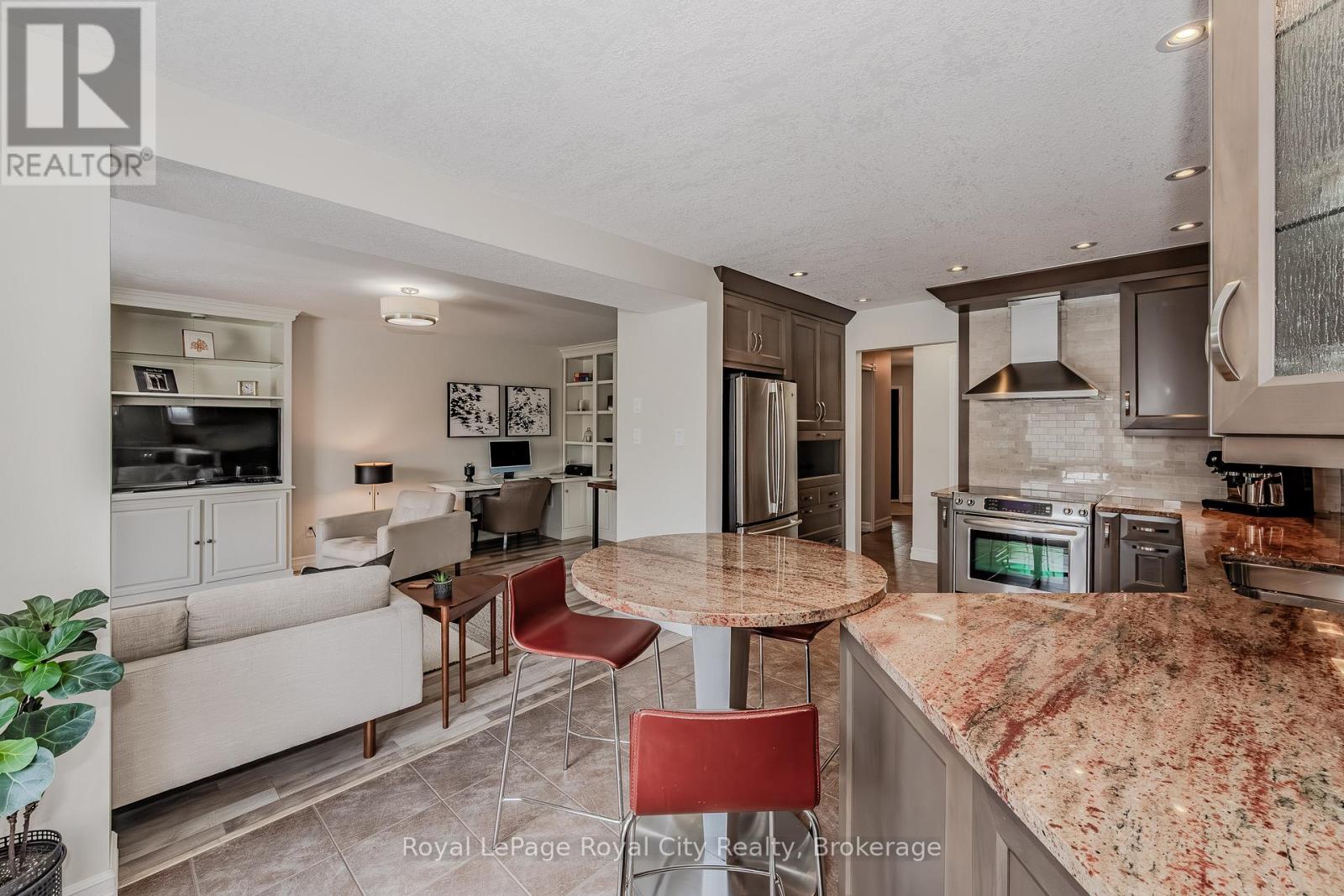 7 Hill Trail, Guelph, Ontario  N1E 7C8 - Photo 7 - X12051057