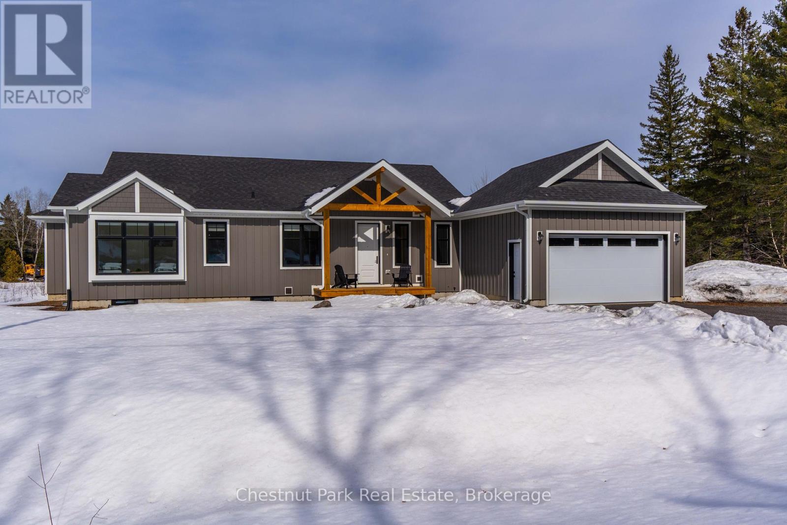 1003 Kings Ridge Court, Lake Of Bays, Ontario  P1H 0K1 - Photo 2 - X12051067