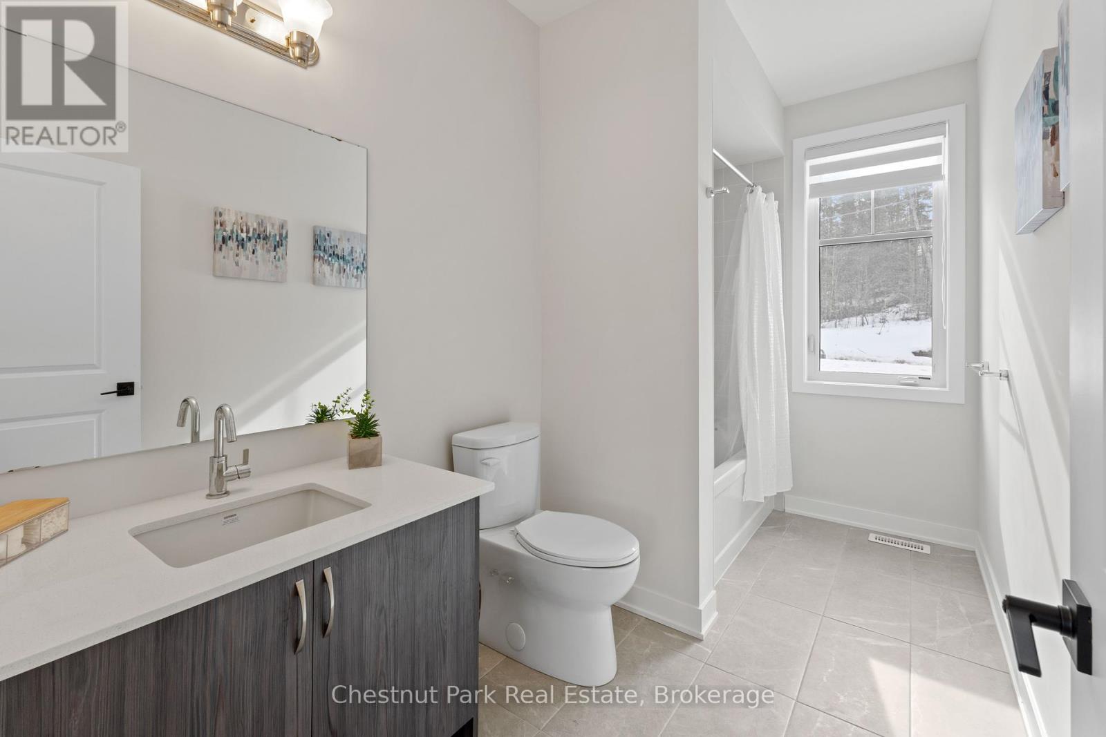 1003 Kings Ridge Court, Lake Of Bays, Ontario  P1H 0K1 - Photo 22 - X12051067