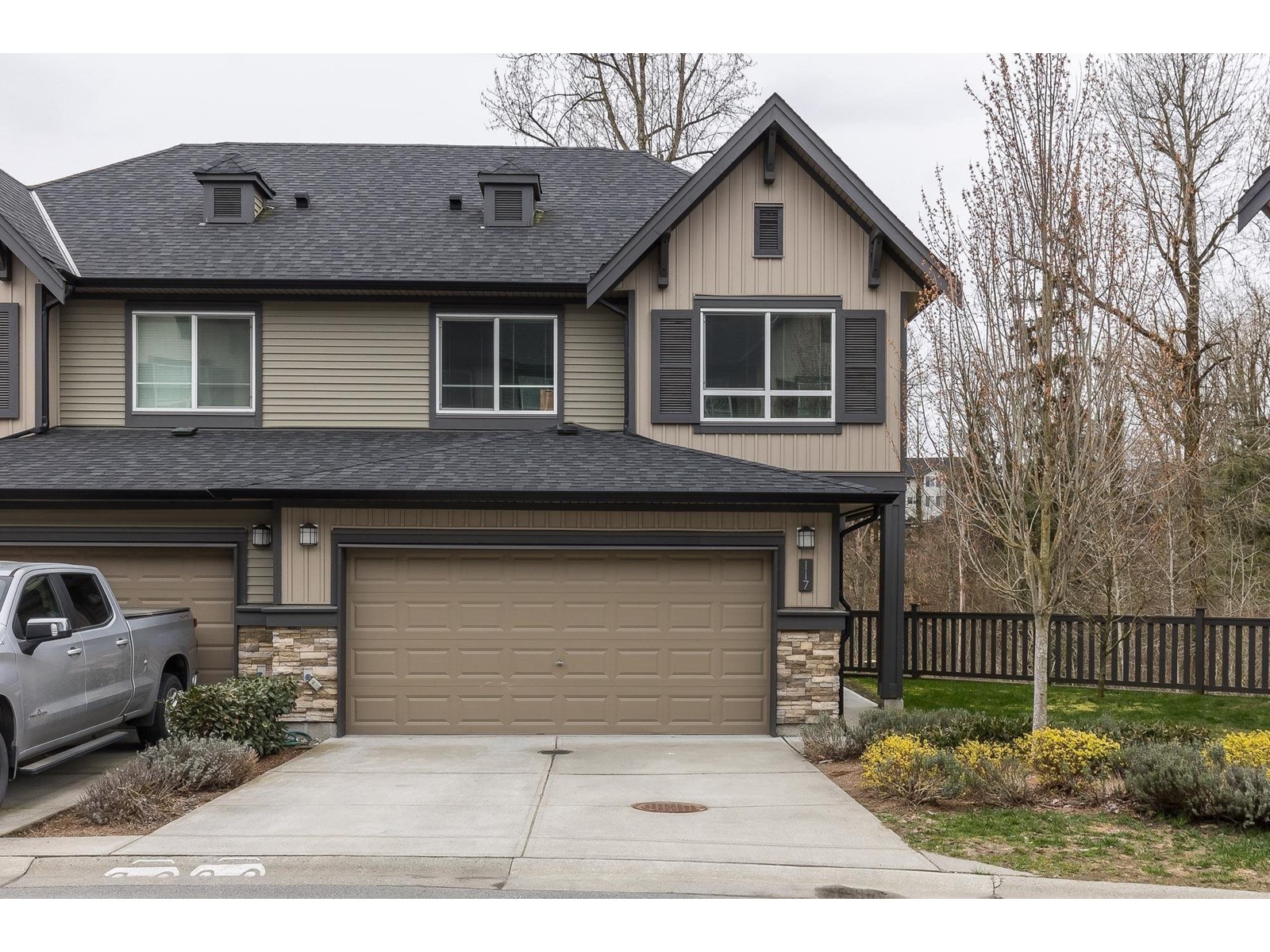 Property at 117 30930 WESTRIDGE PLACE image 1