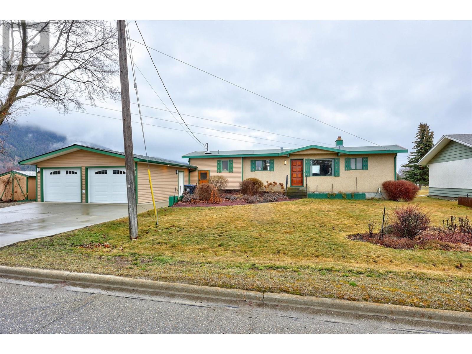 Property at 515 Pine Street image 3