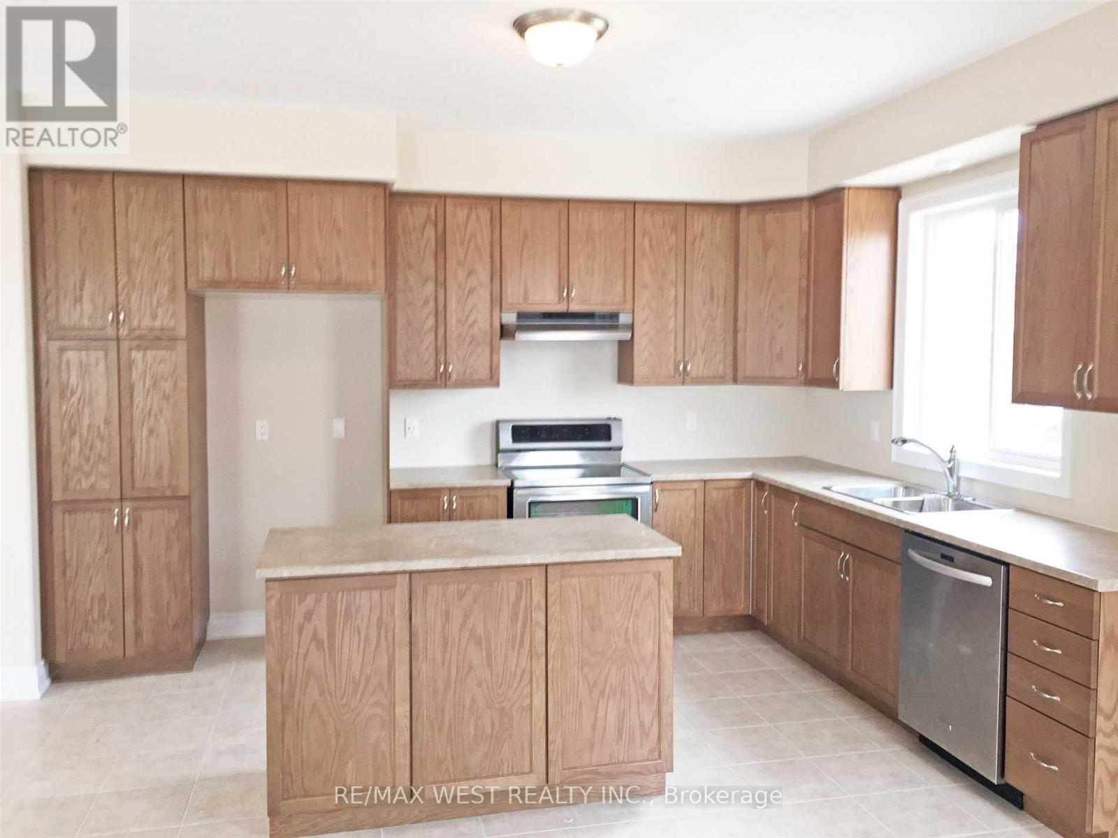 42 Booth Lane, Barrie, Ontario  L4N 0S4 - Photo 6 - S12051033