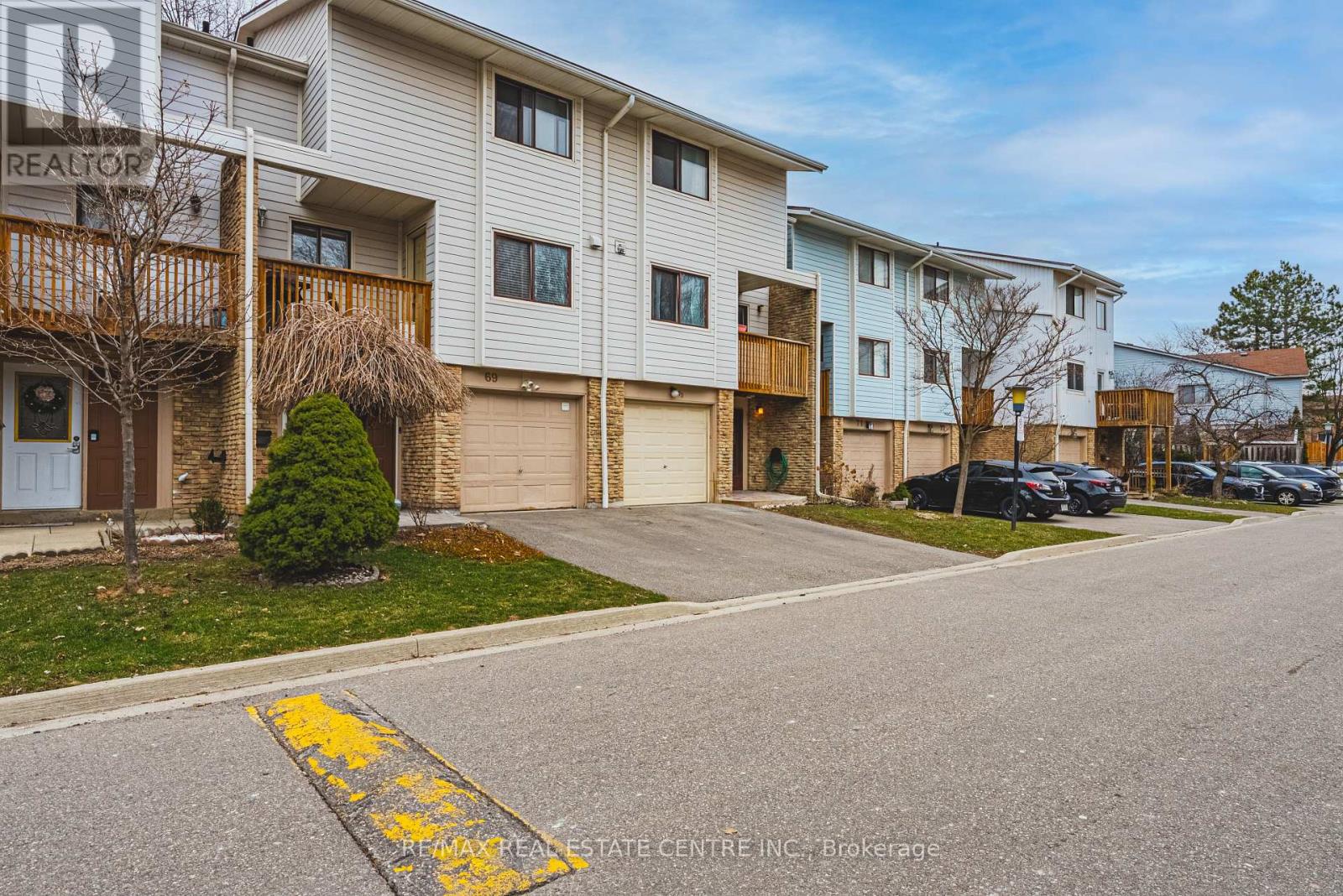 Property at 70 - 6540 FALCONER DRIVE image 1