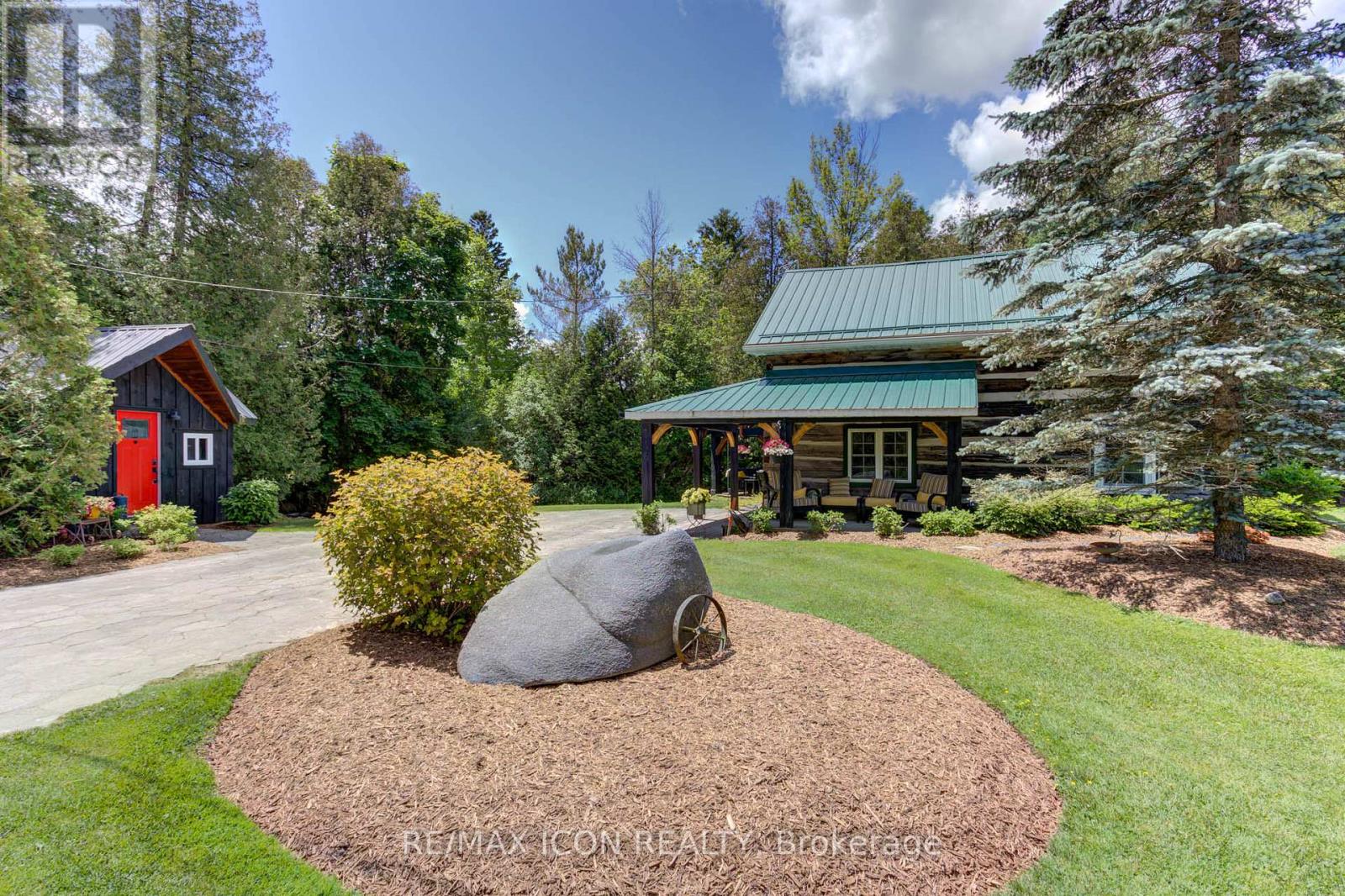 146 Field Street, West Grey, Ontario  N0G 1R0 - Photo 3 - X12051114