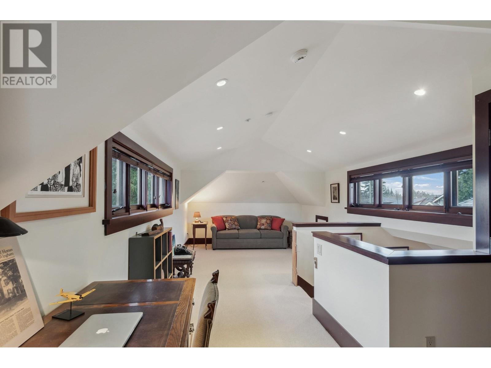 Listing Picture 31 of 40 : 4767 TRAFALGAR STREET, Vancouver / 溫哥華 - 魯藝地產 Yvonne Lu Group - MLS Medallion Club Member