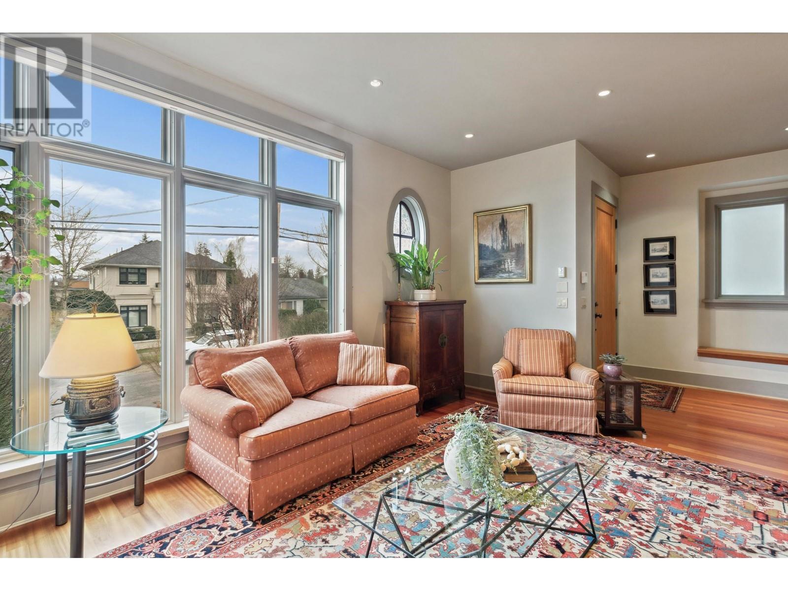 Listing Picture 6 of 40 : 4767 TRAFALGAR STREET, Vancouver / 溫哥華 - 魯藝地產 Yvonne Lu Group - MLS Medallion Club Member