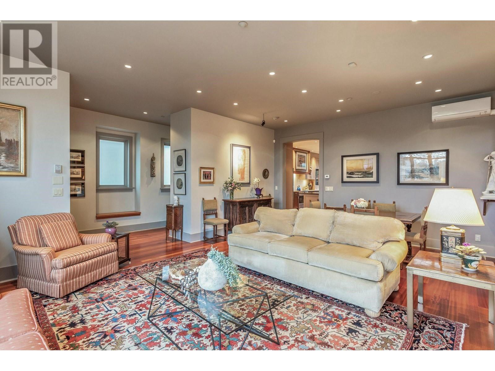 Listing Picture 7 of 40 : 4767 TRAFALGAR STREET, Vancouver / 溫哥華 - 魯藝地產 Yvonne Lu Group - MLS Medallion Club Member