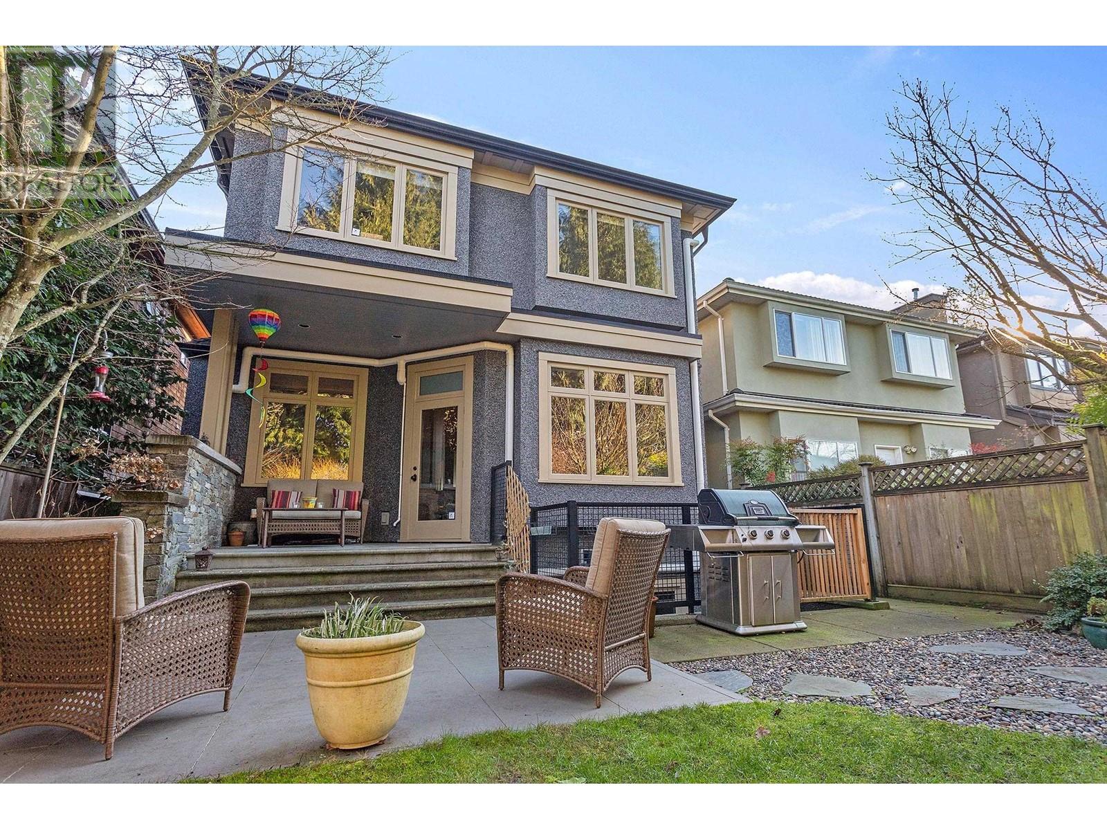 Listing Picture 36 of 40 : 4767 TRAFALGAR STREET, Vancouver / 溫哥華 - 魯藝地產 Yvonne Lu Group - MLS Medallion Club Member