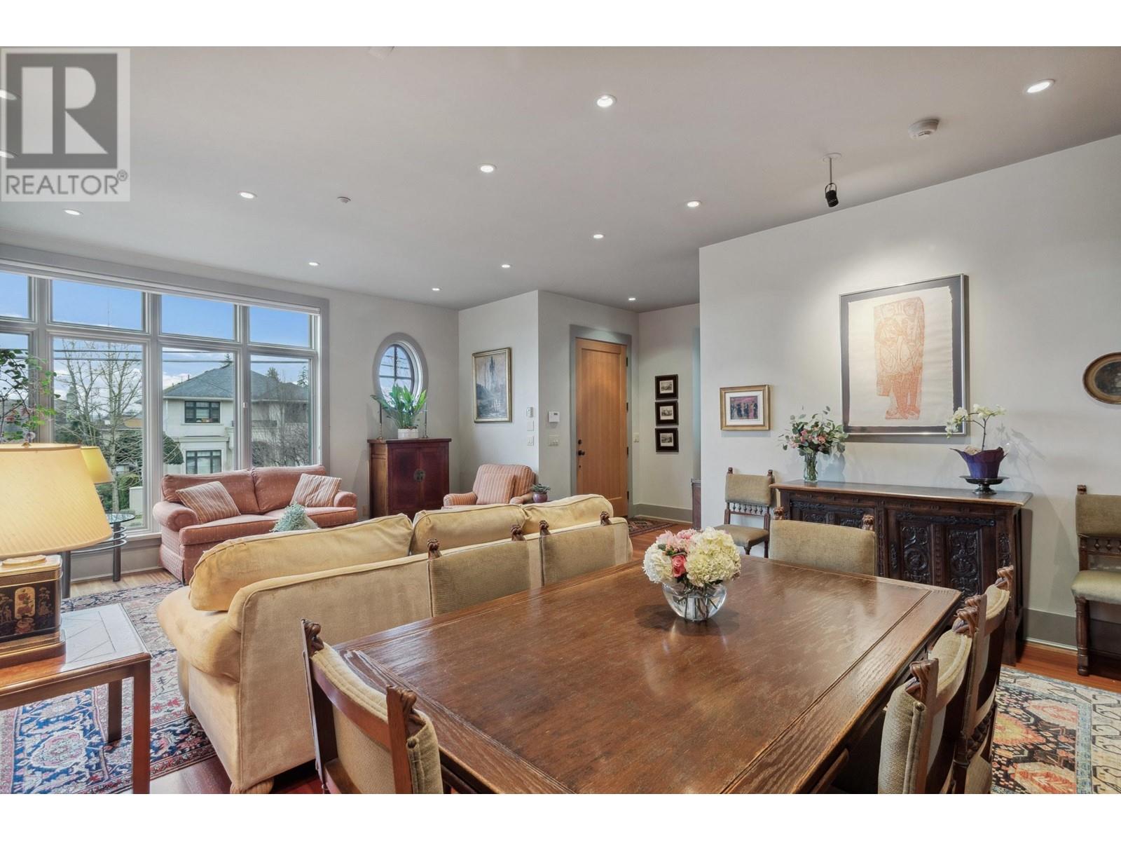 Listing Picture 9 of 40 : 4767 TRAFALGAR STREET, Vancouver / 溫哥華 - 魯藝地產 Yvonne Lu Group - MLS Medallion Club Member