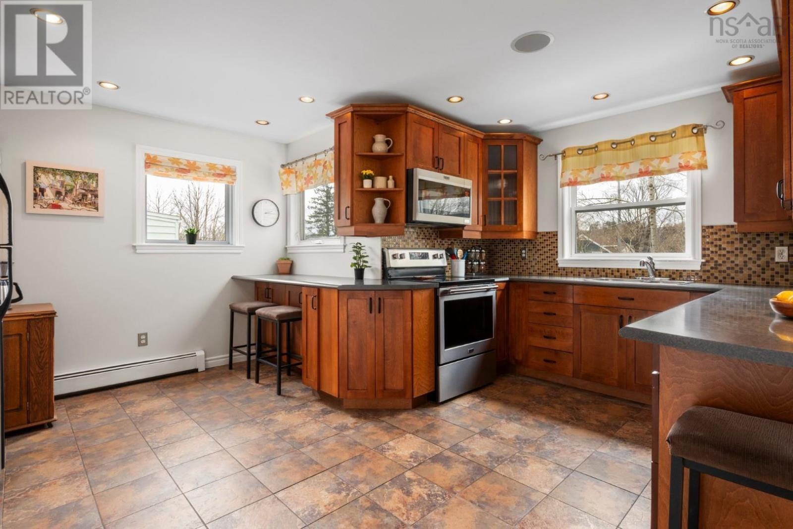 2560 Joseph Street, Halifax, Nova Scotia  B3L 3H4 - Photo 17 - 202506265