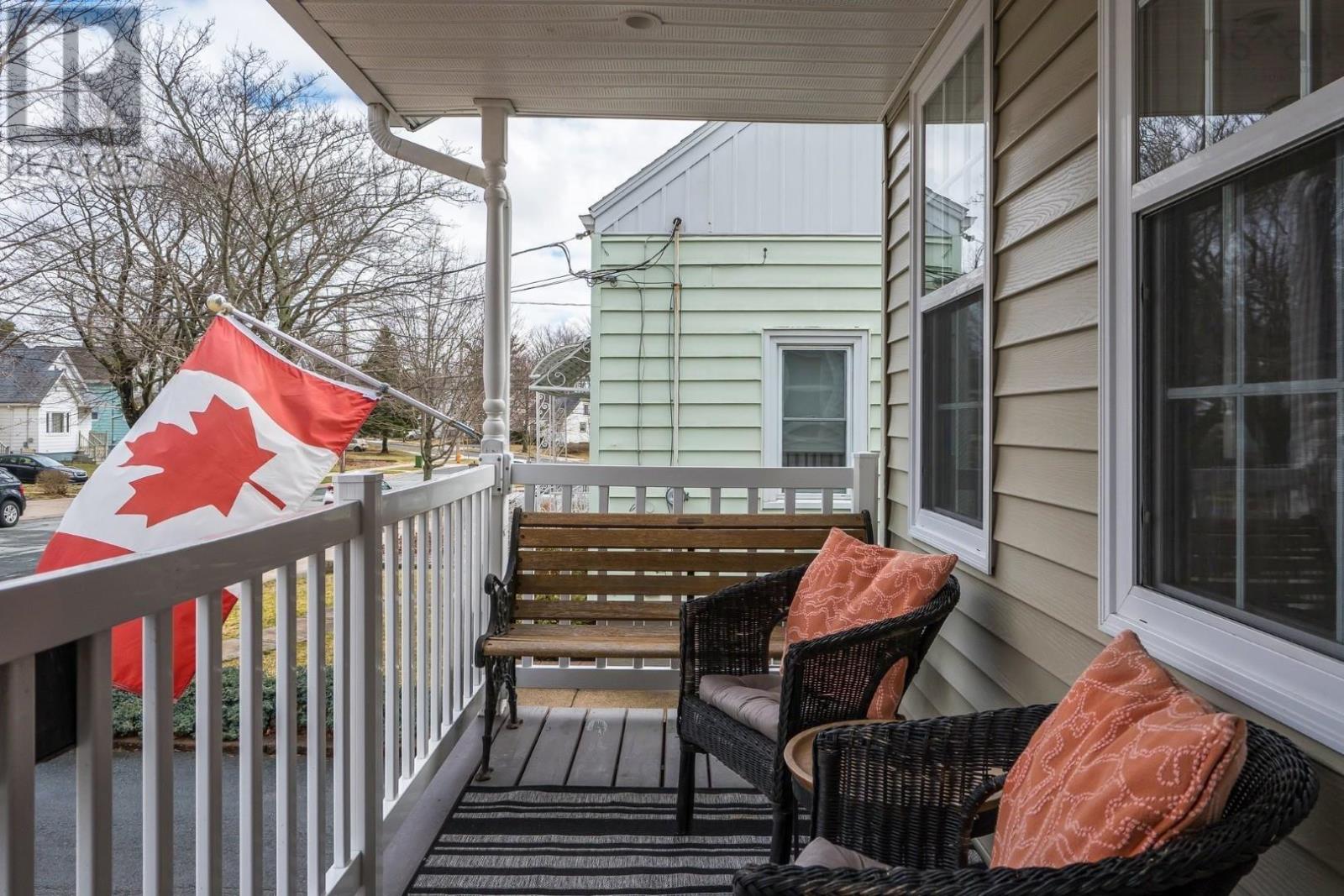 2560 Joseph Street, Halifax, Nova Scotia  B3L 3H4 - Photo 2 - 202506265