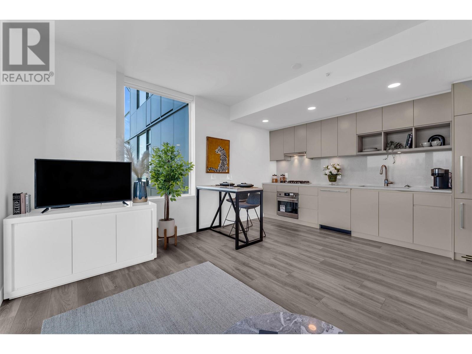 1205 4433 Alaska Street, Burnaby, British Columbia  V5C 5T3 - Photo 2 - R2975638