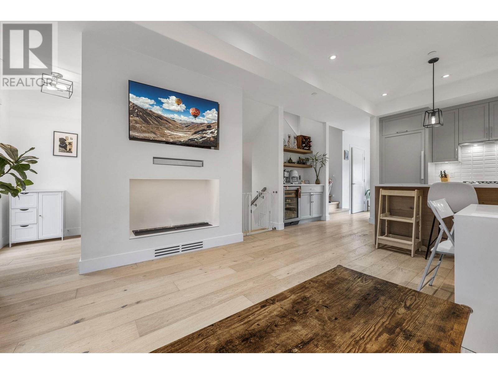 Property at 1308 Richter Street Unit# 105 image 2