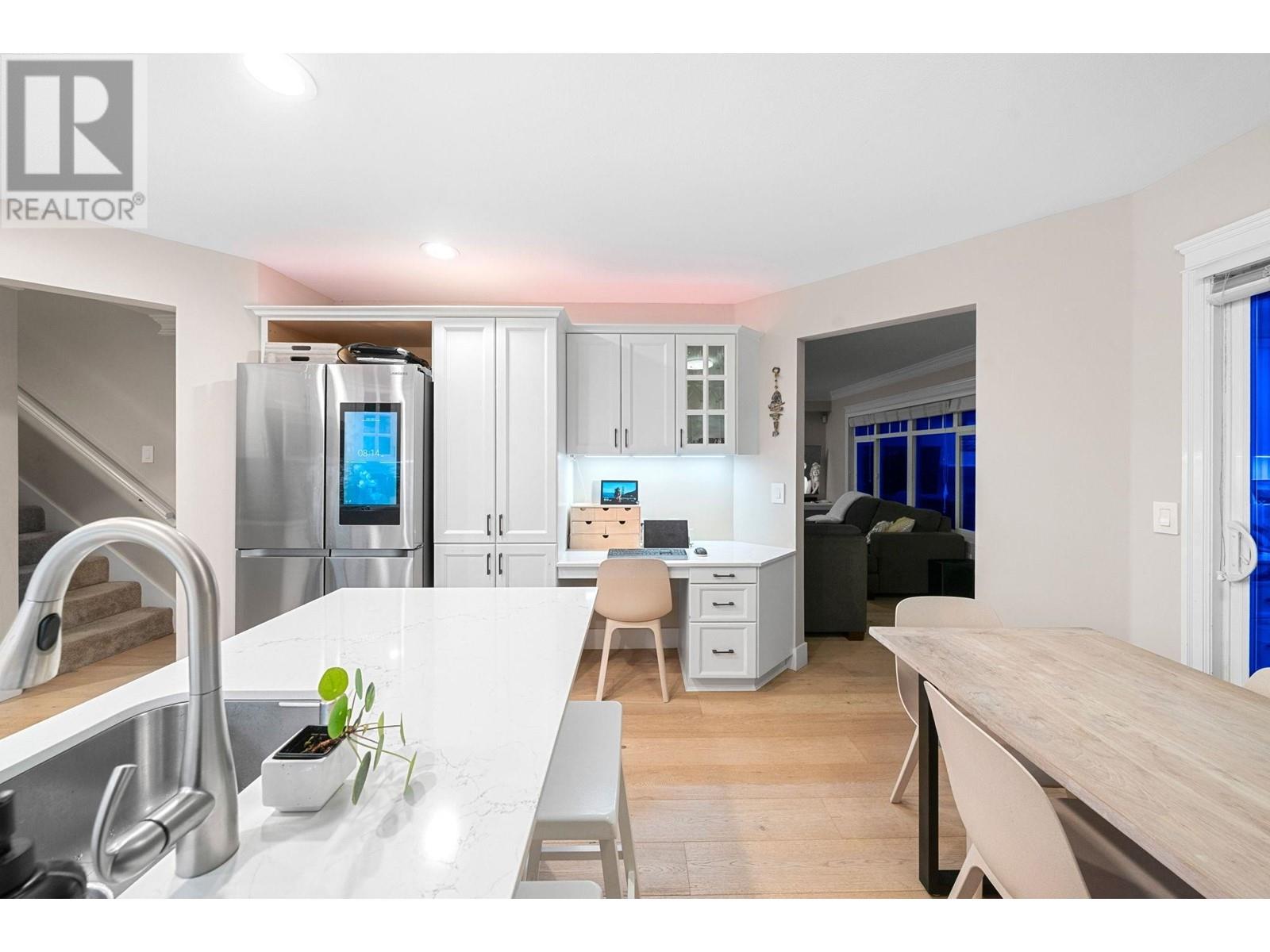 206 288 E 6th Street, North Vancouver, British Columbia  V7L 1P5 - Photo 10 - R2983464