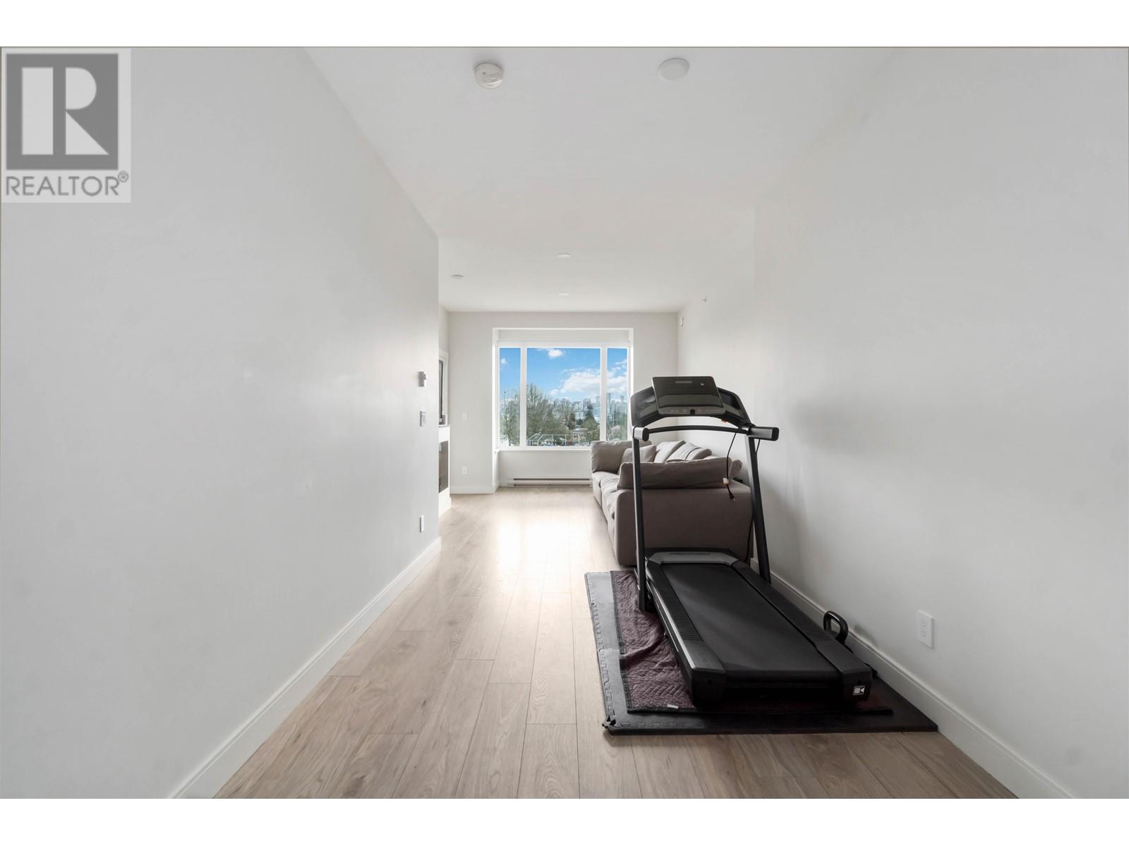 409 1633 Tatlow Avenue, North Vancouver, British Columbia  V7P 2Z8 - Photo 8 - R2983446