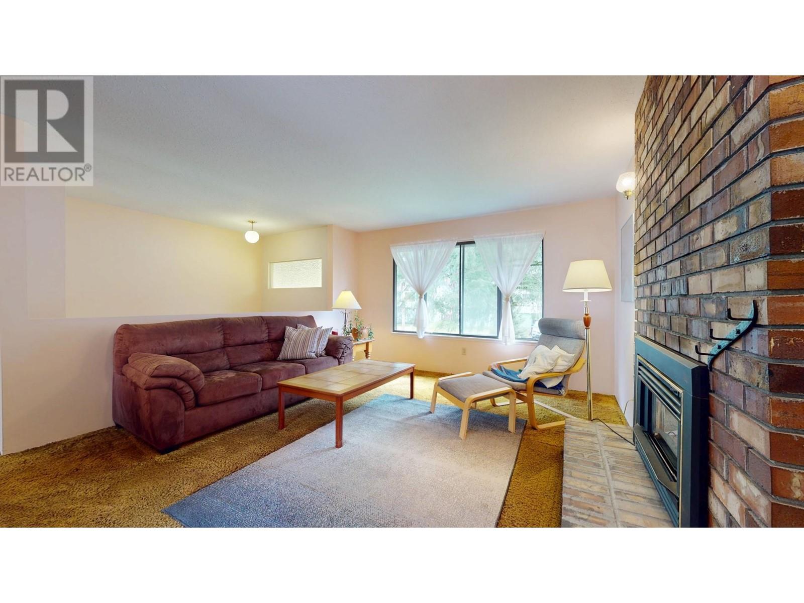 38351 Chestnut Avenue, Squamish, British Columbia  V8B 0W7 - Photo 9 - R2983484