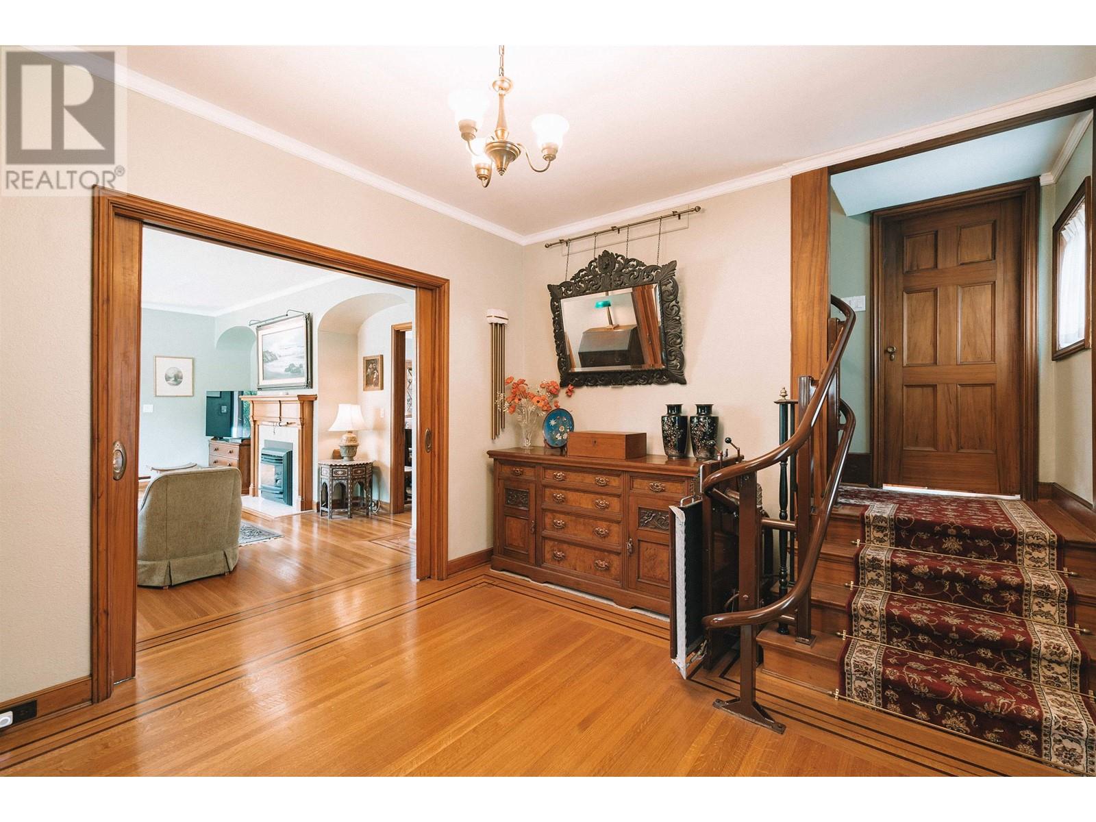 428 Fifth Street, New Westminster, British Columbia  V3L 2X6 - Photo 15 - R2983494
