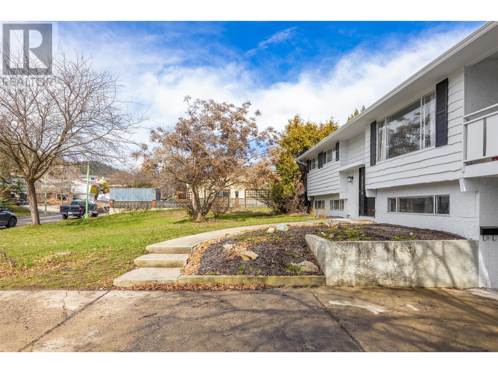 Property at 941 Tronson Drive image 2