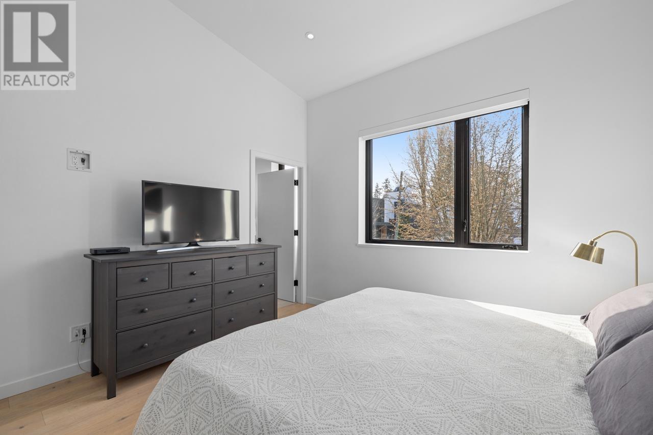 521 E 20th Avenue, Vancouver, British Columbia  V5V 1M7 - Photo 9 - R2976049