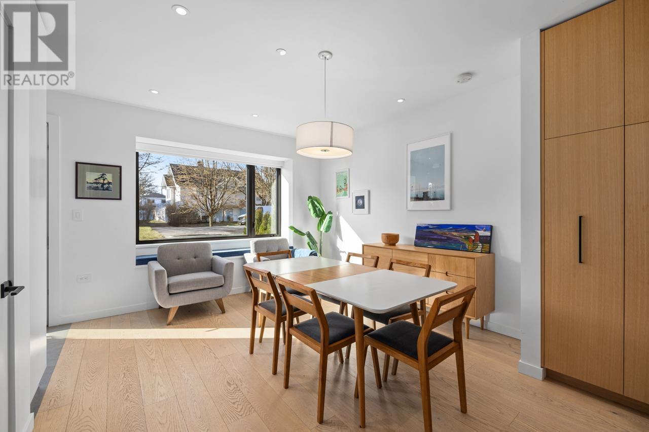 521 E 20th Avenue, Vancouver, British Columbia  V5V 1M7 - Photo 2 - R2976049
