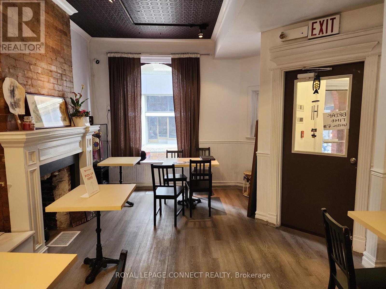 11-13 Charles Street W, Toronto, Ontario  M4Y 1R4 - Photo 10 - C12051182