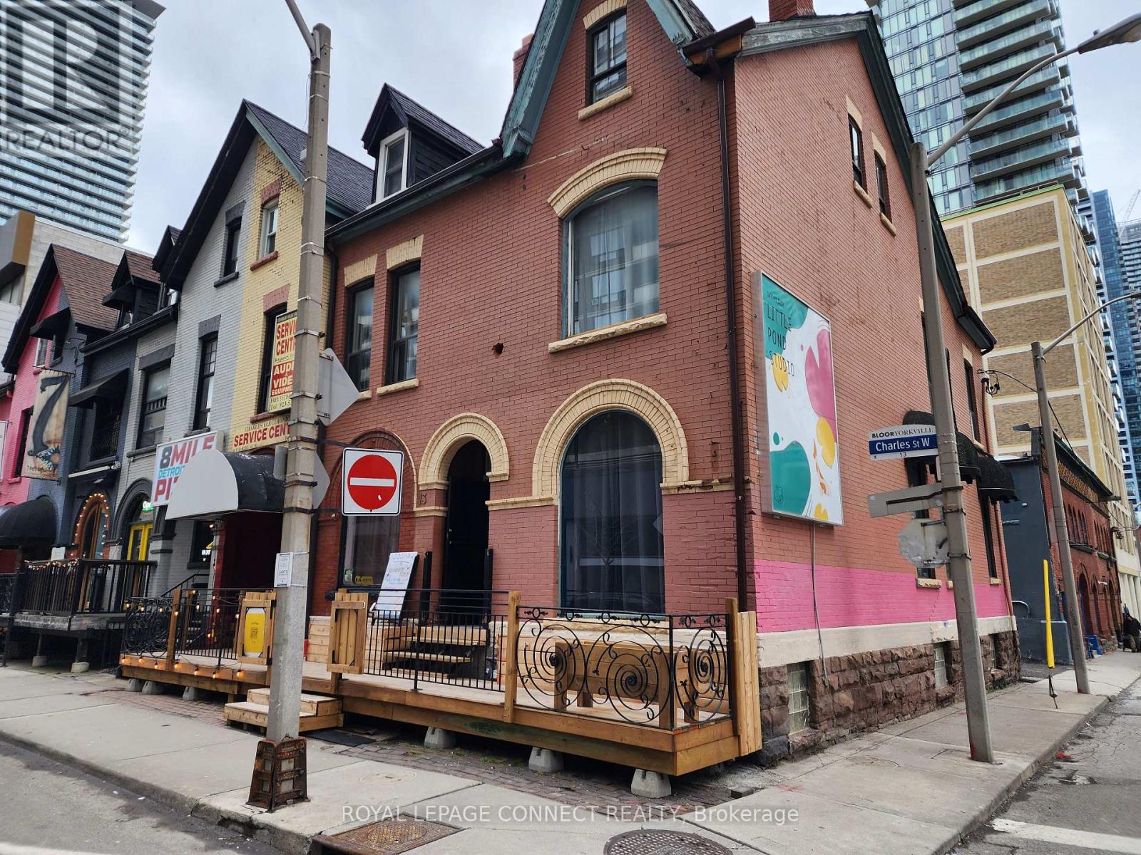 11-13 Charles Street W, Toronto, Ontario  M4Y 1R4 - Photo 8 - C12051182