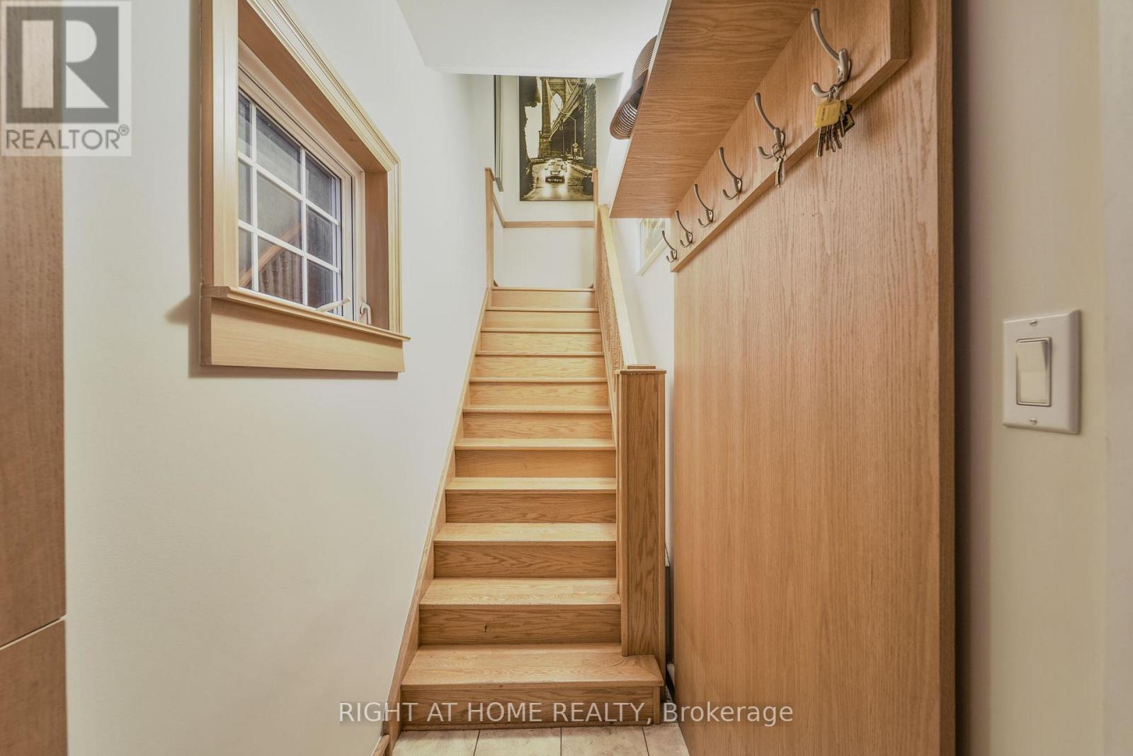 Property at 152 WRIGHT AVENUE image 5
