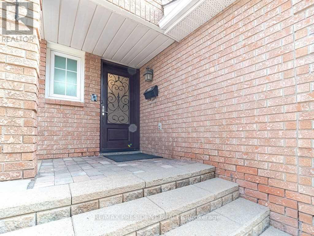 Property at 423 BROWNRIDGE DRIVE image 2