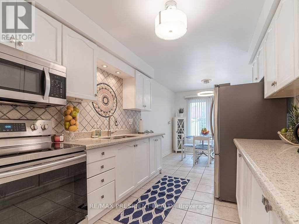 Property at 423 BROWNRIDGE DRIVE image 5
