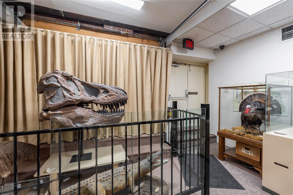 223 Christina Street North, Sarnia, Ontario  N7T 5V1 - Photo 10 - 25007113