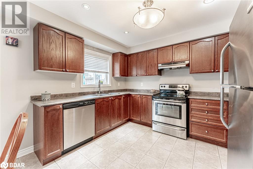 51 Maple Crown Terrace, Barrie, Ontario  L4M 7H9 - Photo 3 - 40710069