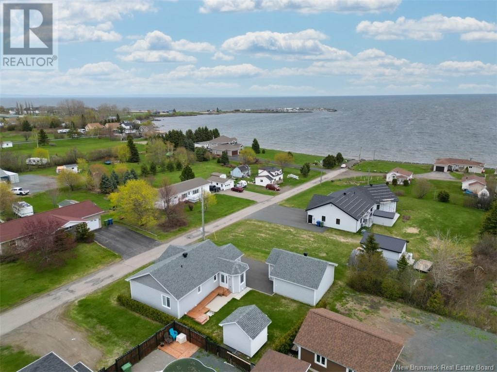 65 Grant, Petit-Rocher, New Brunswick  E8J 1G5 - Photo 3 - NB114940