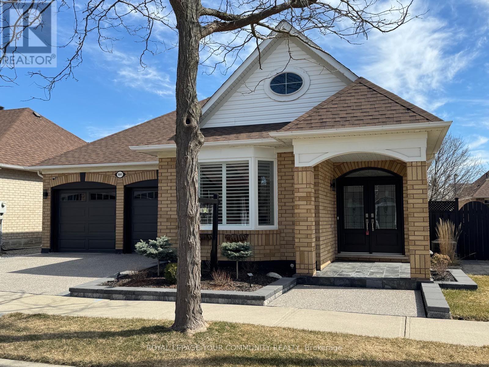 Property at 1641 ALLAN CRES CRESCENT image 2