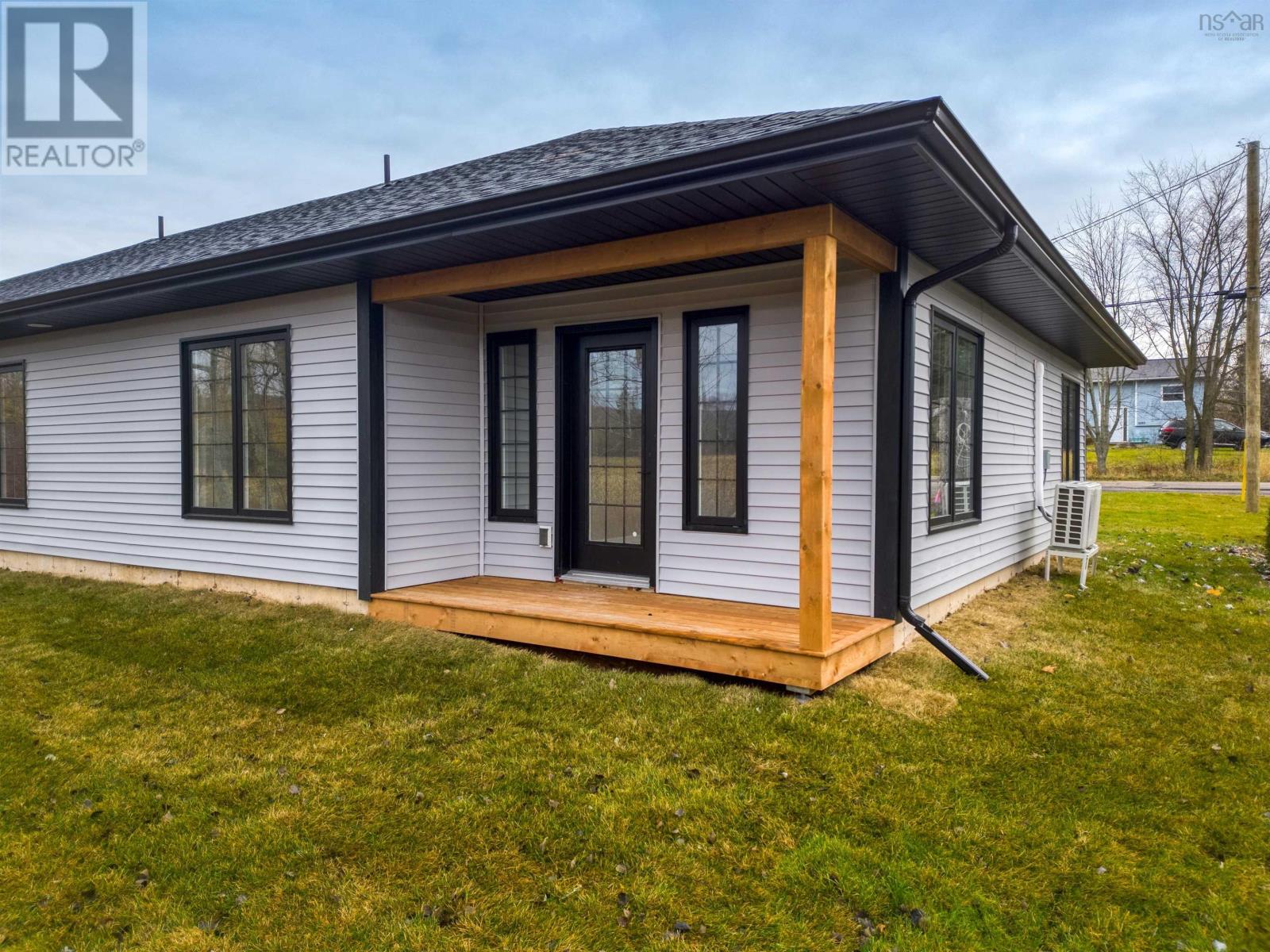 1093 Chapel Street, Canning, Nova Scotia  B0P 1H0 - Photo 4 - 202506271