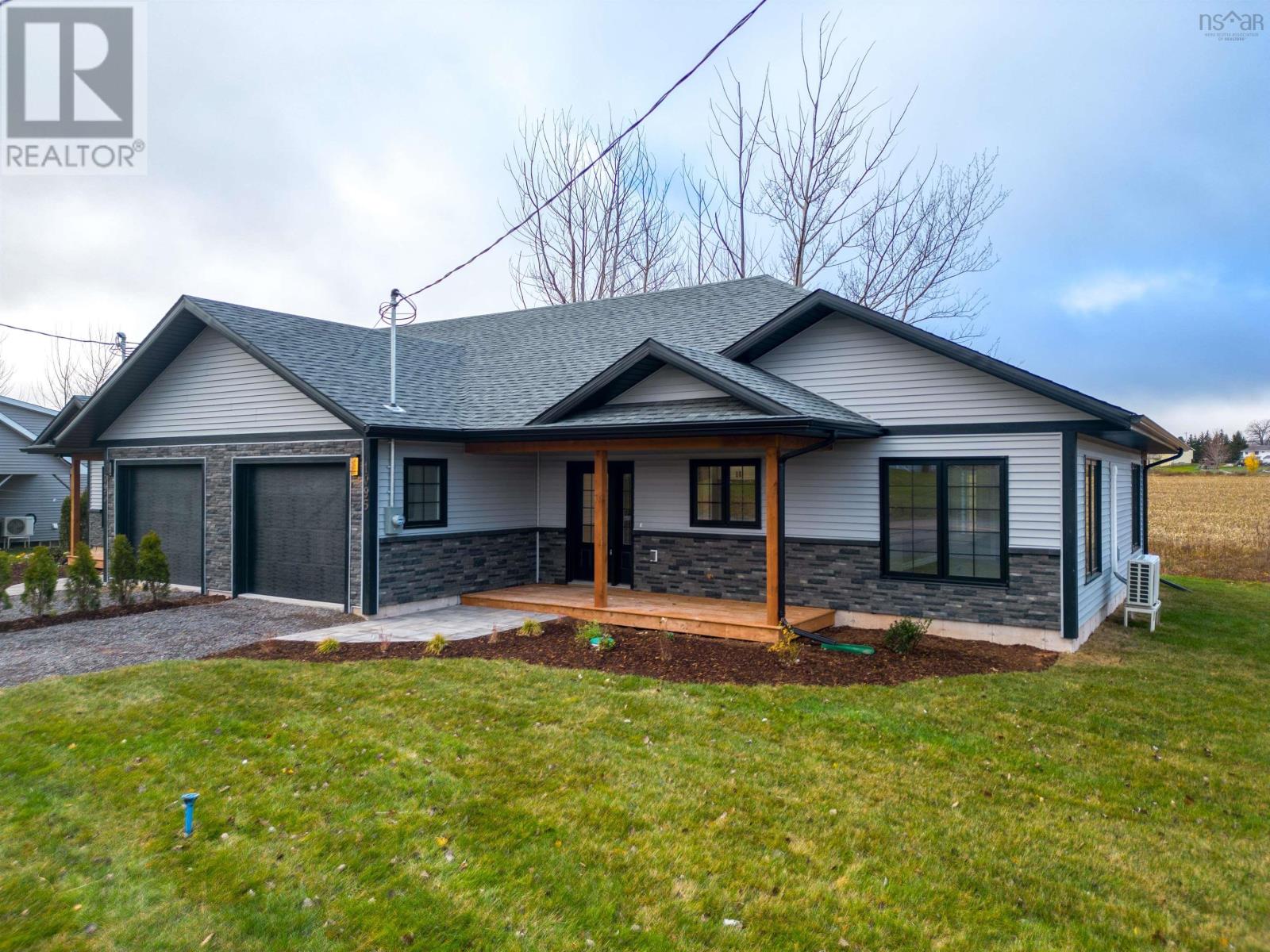 1095 Chapel Street, Canning, Nova Scotia  B0P 1H0 - Photo 1 - 202506273